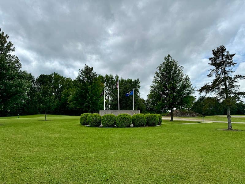 Four Seasons Park - Image 1