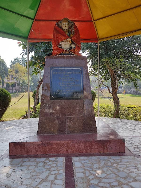 Agarsen Park T. R. Puram Morena - Image 1