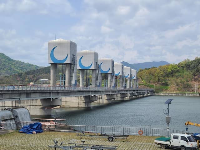 Chilgok Weir - Image 1