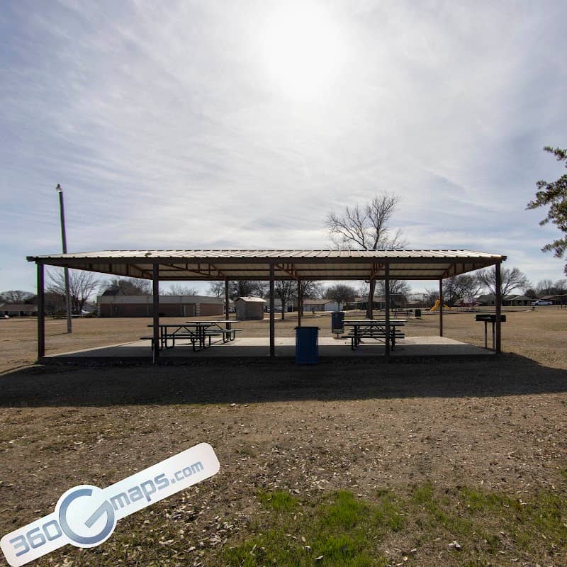 William Houston Memorial Park Pavilion - Image 1