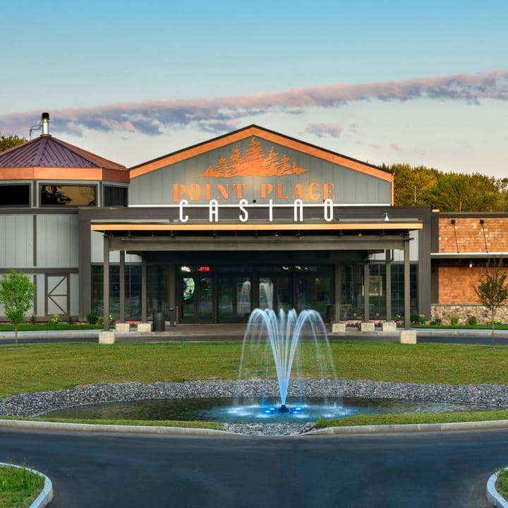 Point Place Casino Hotel - Image 1