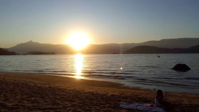 Praia da enseada - Image 1