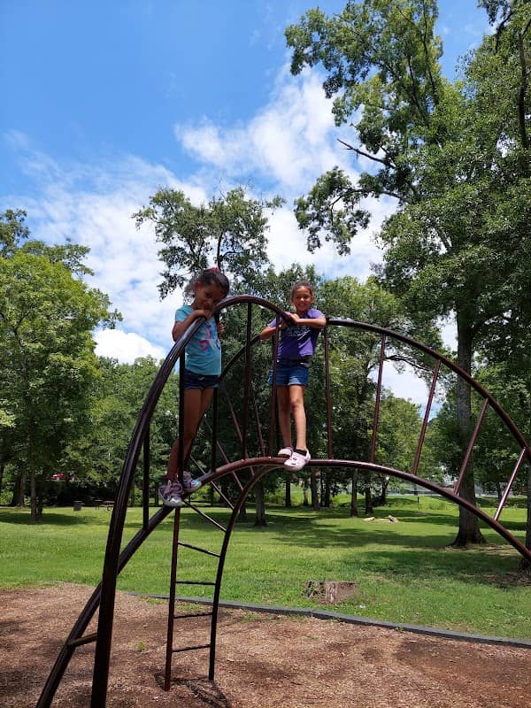 Tolbert Park - Image 2