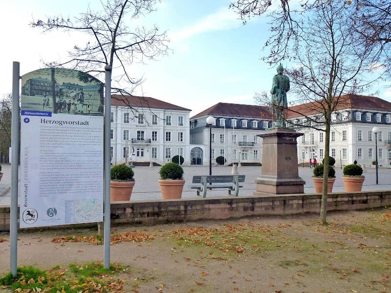 Herzogplatz - Image 1