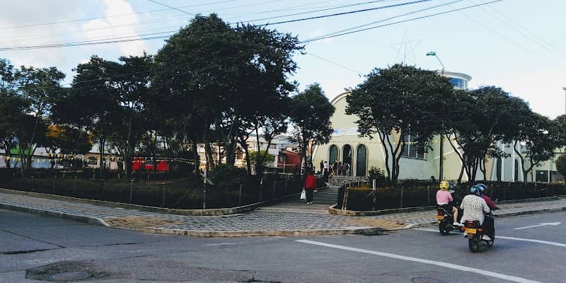 El Carmen Park - Image 1