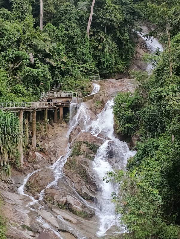 Lata Titi Dua - Image 1