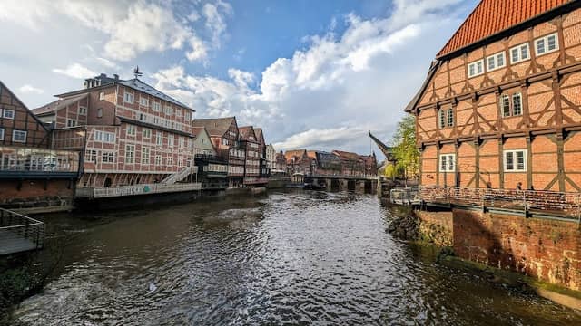 Old crane in the Lüneburg harbor - Image 2