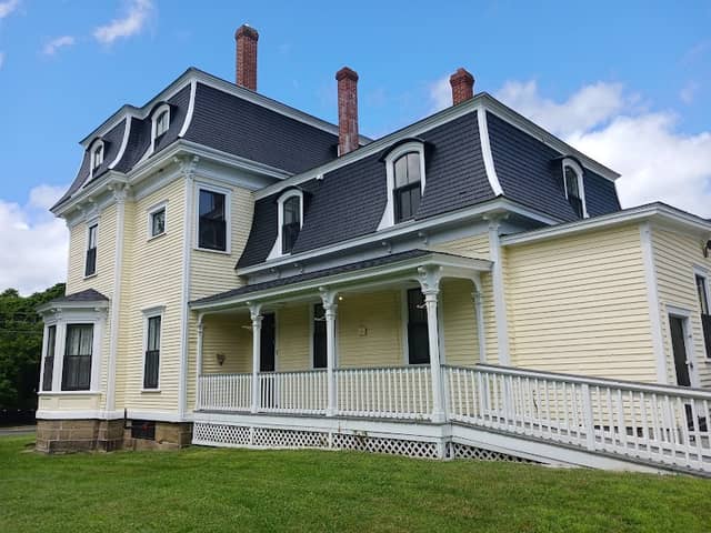 W S Loggie House and Cultural Center - Image 1