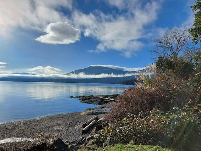 Elliots Beach Park - Image 1