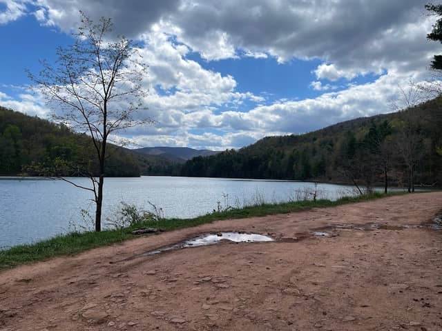 Switzer Lake Boat Launch - Image 2
