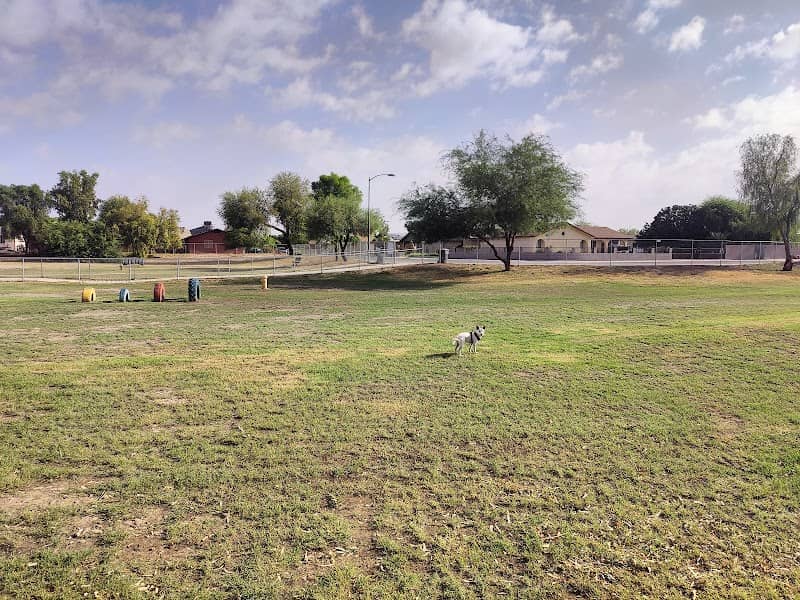 Los Perritos Park - Image 1