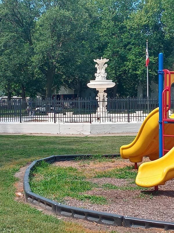 Rainbow Park - Image 2