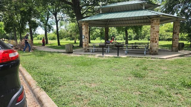Hodges Park - Image 1