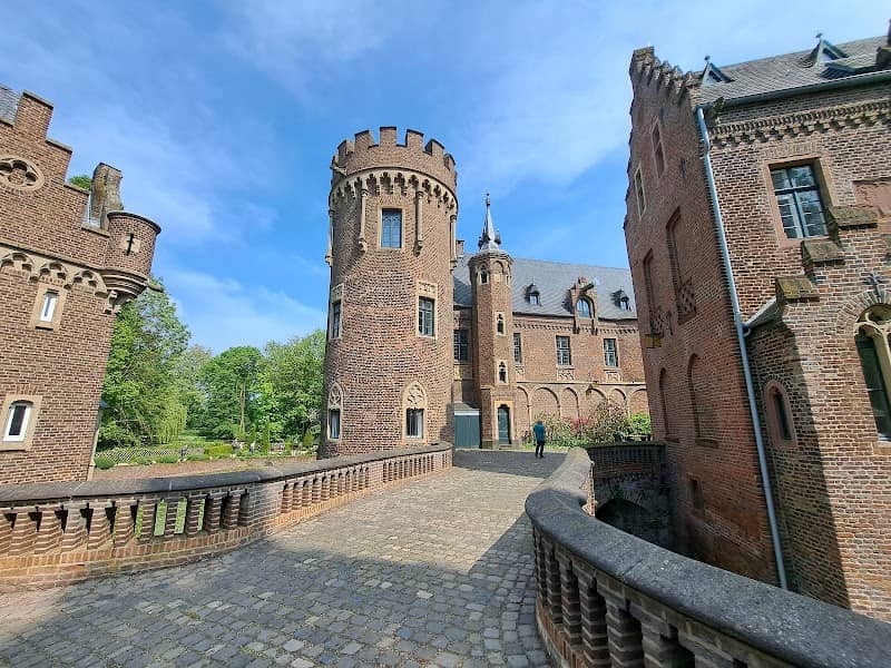 Schloss Paffendorf - Image 1