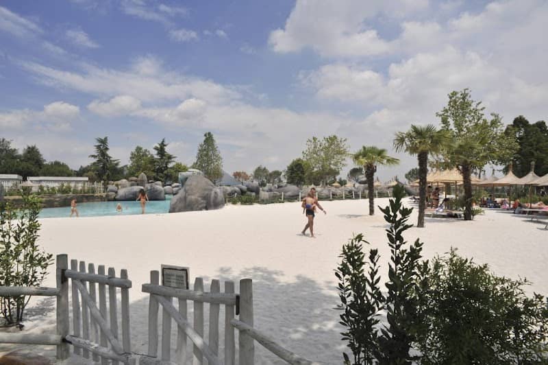 Bolder Beach World - Image 2