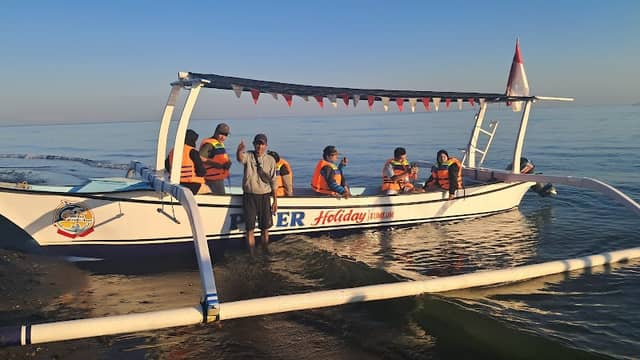 Amed Dolphin Tour - Image 1