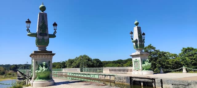 Piliers EST du pont-Canal de Briare - Image 1