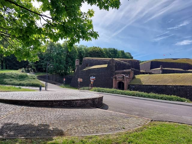 Tour 27 - Image 2