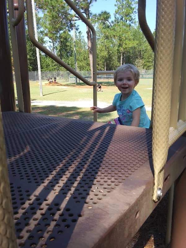 Colonial Heights Park - Image 2