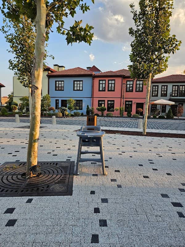 Tarihi Sur İçi - Image 3
