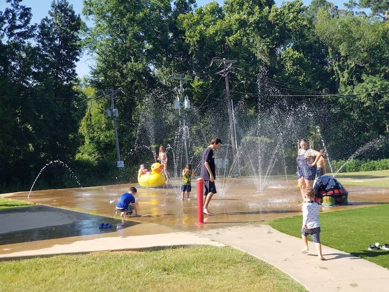 Dennis Freeman Memorial River Park - Image 2