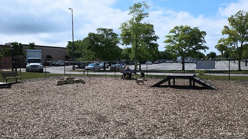 Hamilton Town Center Dog Park - Image 1