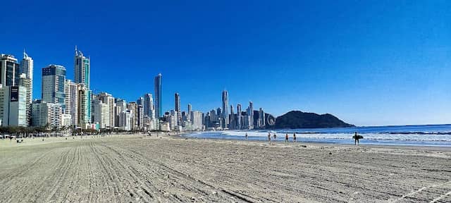 Praia Central de Balneário Camboriú - Image 1