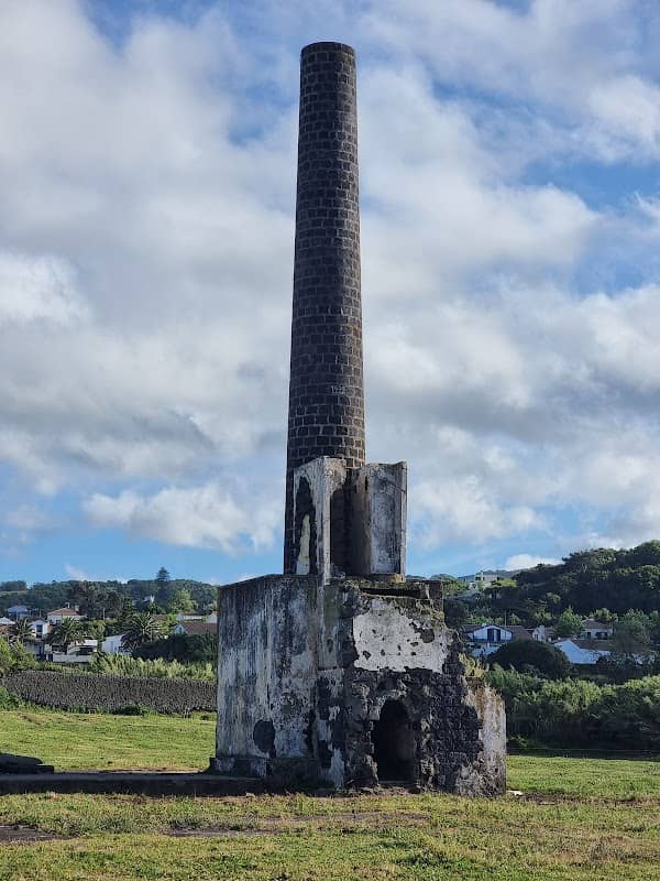 Old Whaling Factory - Image 1