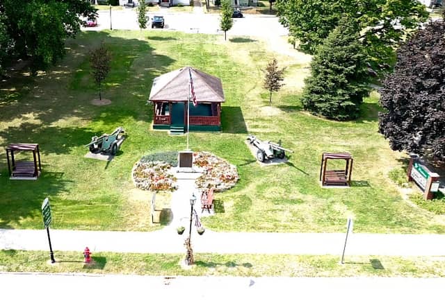 Middlebury Memorial Park - Image 1