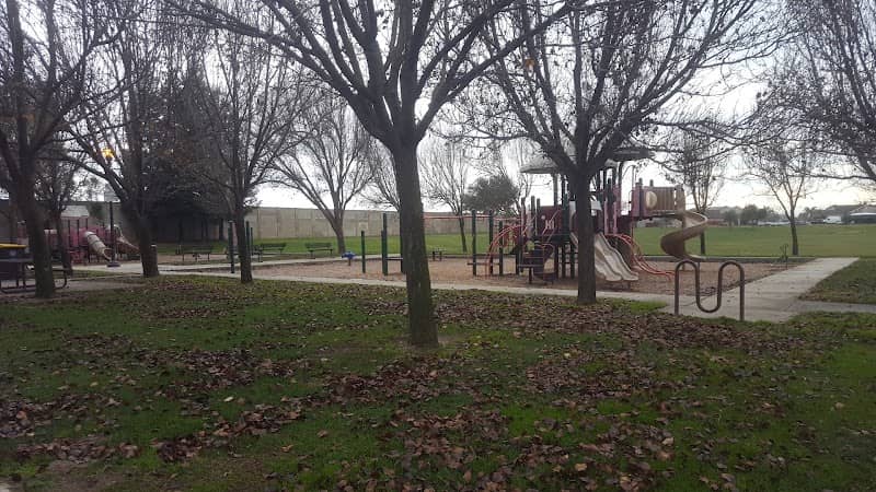Primavera Park - Image 1