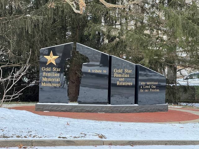 Gold Star Families Memorial Monument - Image 1