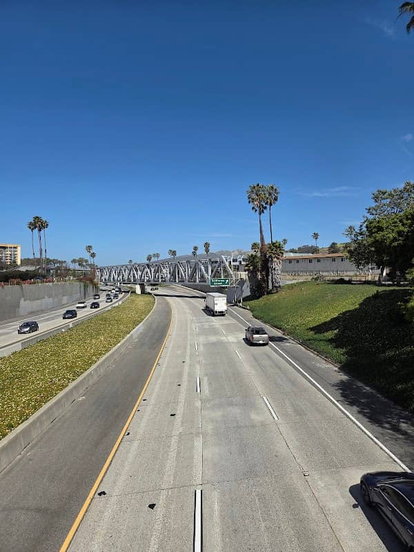 bridge to beach - Image 1