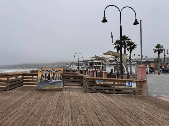 Pismo Beach Pier Plaza - Image 2