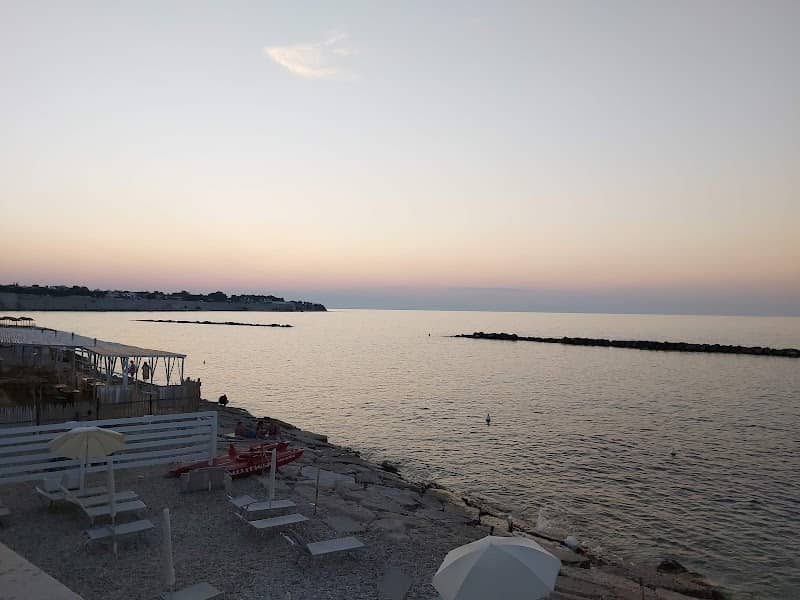 Spiaggia libera "La striscia" - Image 3
