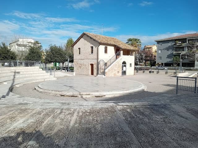 Anfiteatro - Image 1