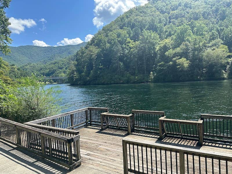 Tail of the Dragon Boat Ramp - Image 1
