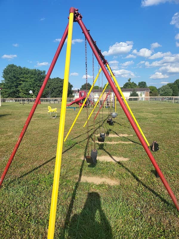Reddington Park - Image 1