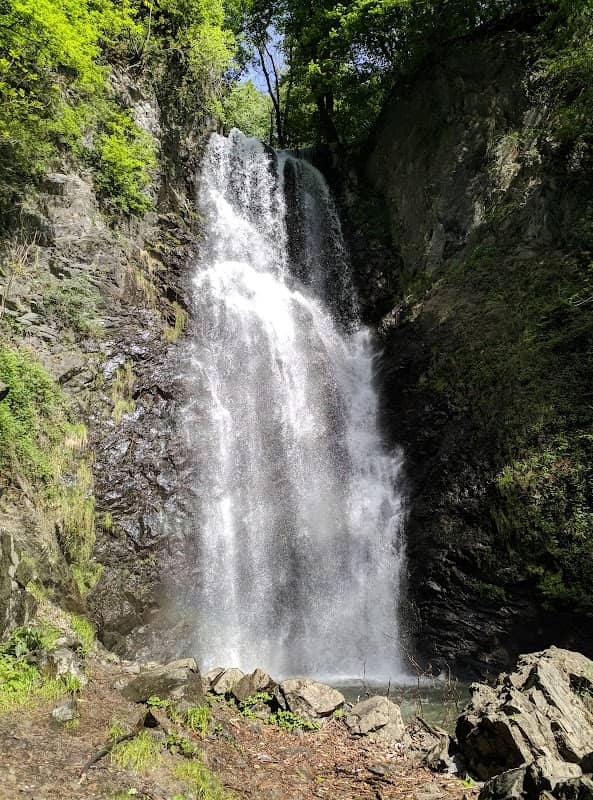 Pesegh Waterfall - Image 1