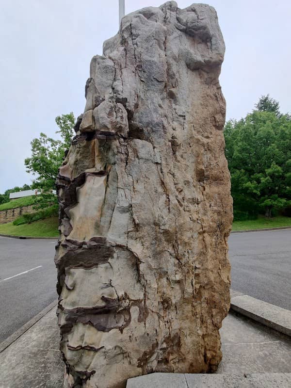 Waffle Rock - Image 1