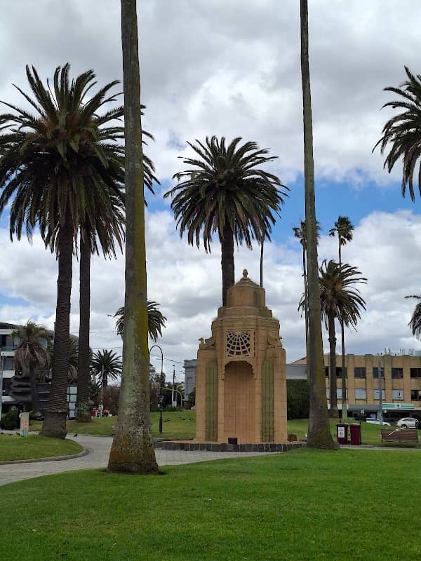 O'Donnell Gardens - Image 2