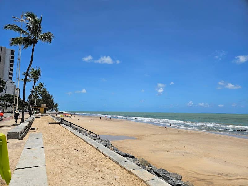 Praia de Boa Viagem - Image 3