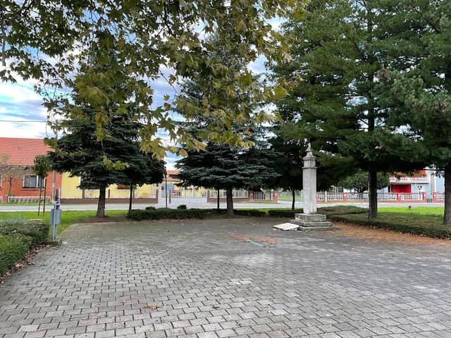 Monument to Nikola Zrinski - Image 2