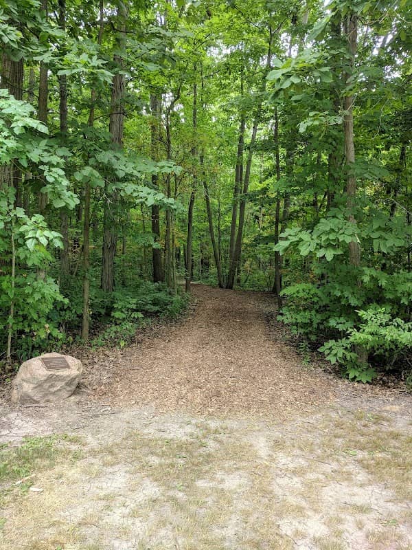 Don Lash Park - Image 1