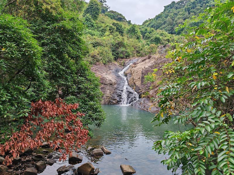 Ho Pui Waterfall - Image 1