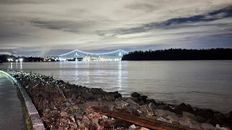 West Vancouver Centennial Seawalk - Image 3