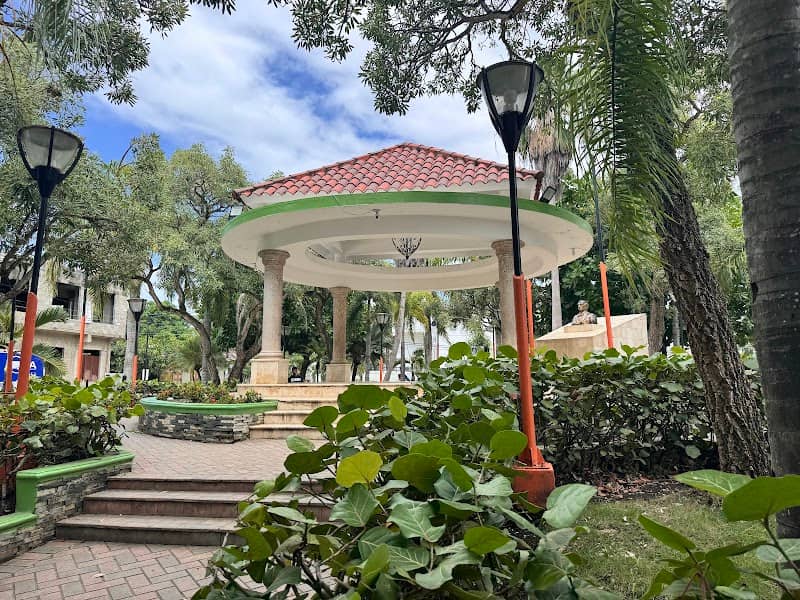 Tenares Park - Image 1