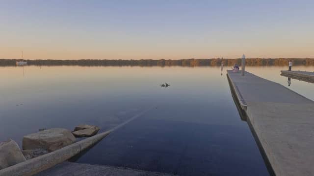Port River Viewing Area - Image 1