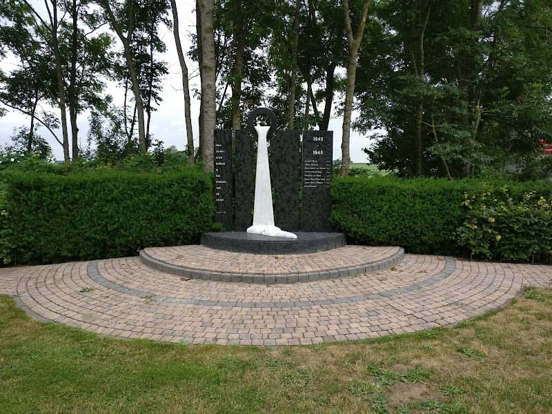Oorlogsmonument Kamperzeedijk - Image 1