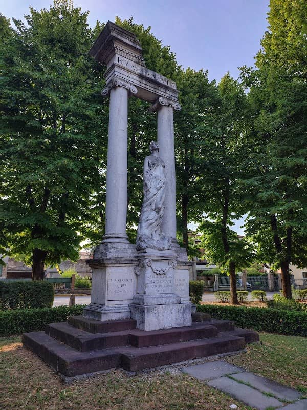 Monumento ai caduti - Image 1