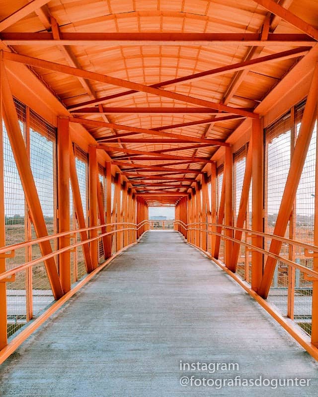 Passarela do Parque Marinha - Image 1